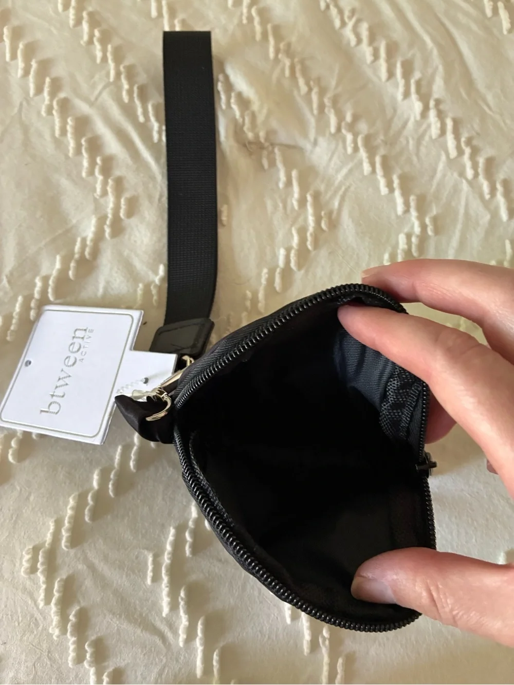 b'tween Active Black Wristlet Pouch mini